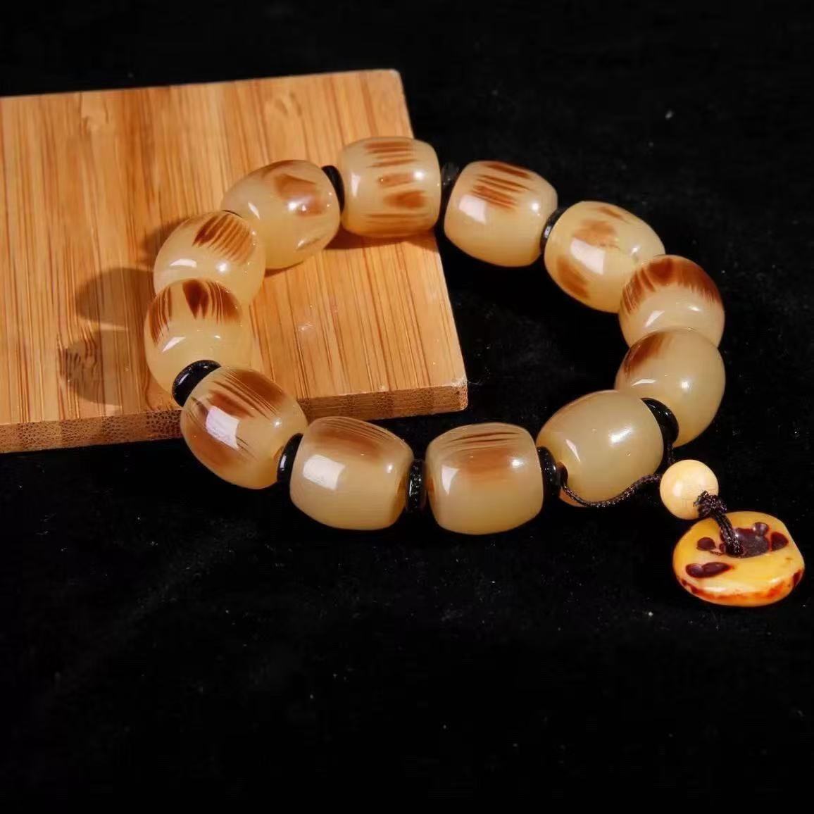 Yak Ram Beads Unisex Bloodshot Crafts Bracelet