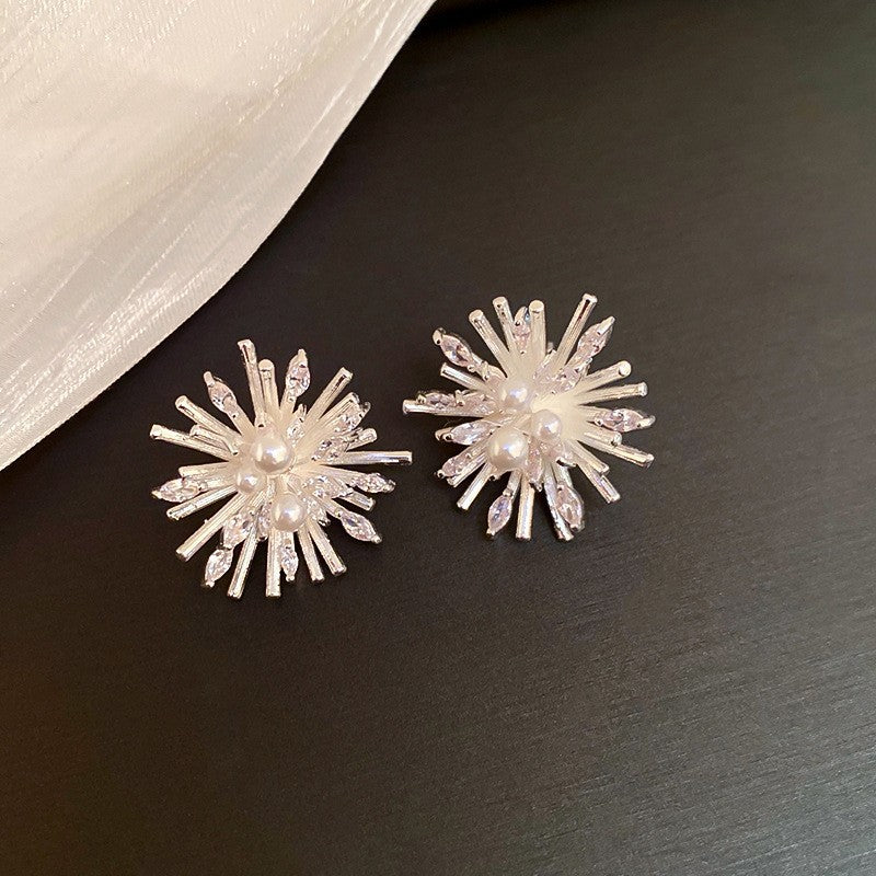 Dopamine Sweet Niche Flower Pearl Fashion Exquisite Stud Earrings