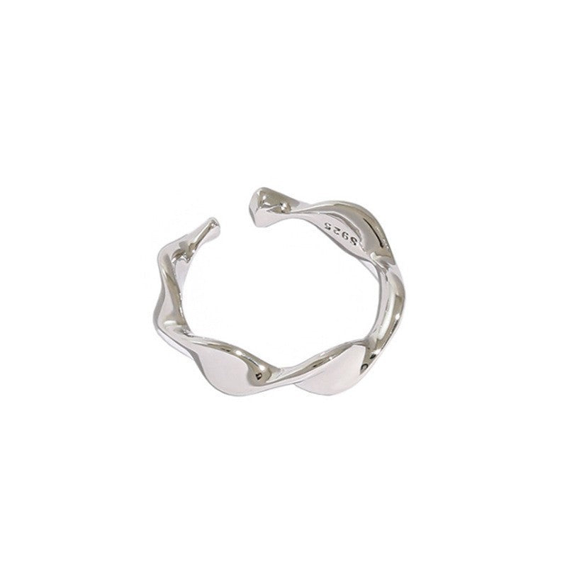 Style Mobius Strip Female Opening Design Rings