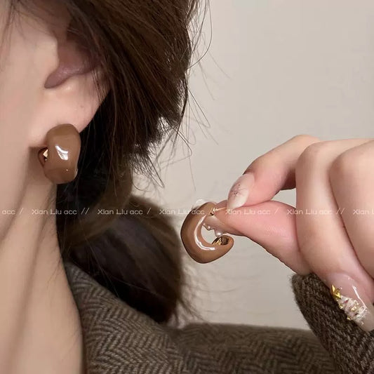 Women's Red Light Luxury High-grade Ear Niche Earrings