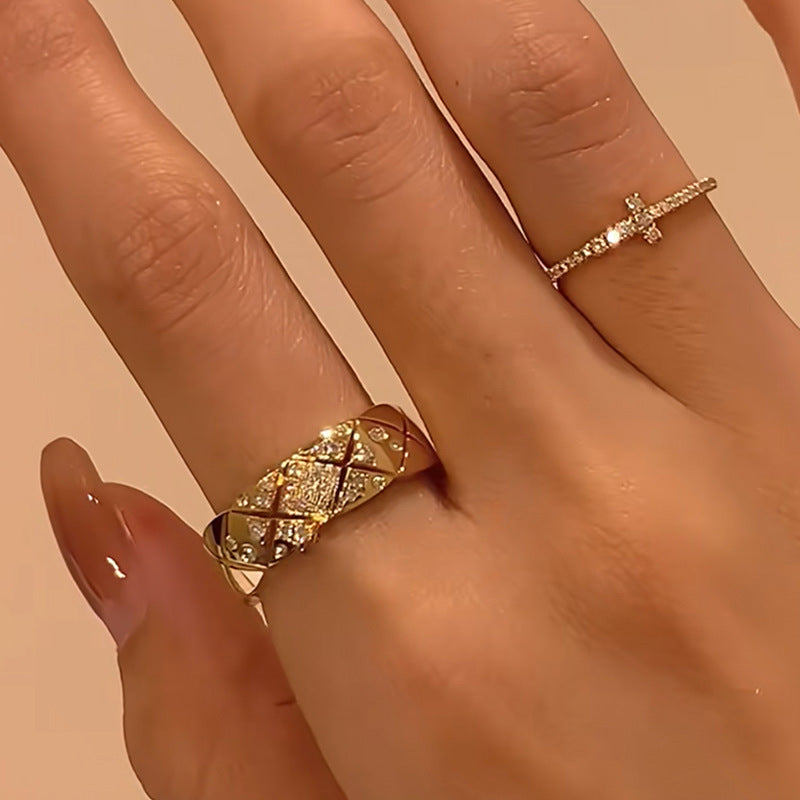 Wide Classic Style Light Luxury Temperament Full Ring