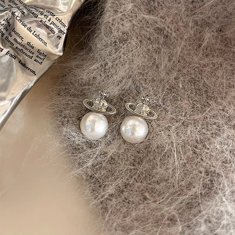 Charming Women's Bow Pearl Light Luxury Earrings