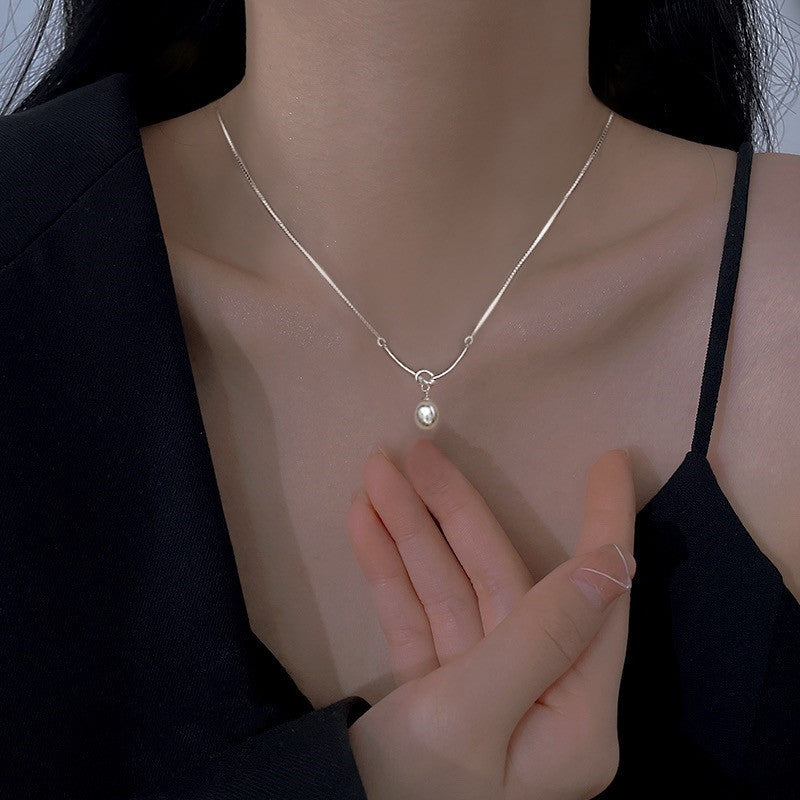 Gentle Sweet Smile Twisted Clavicle Chain Necklaces