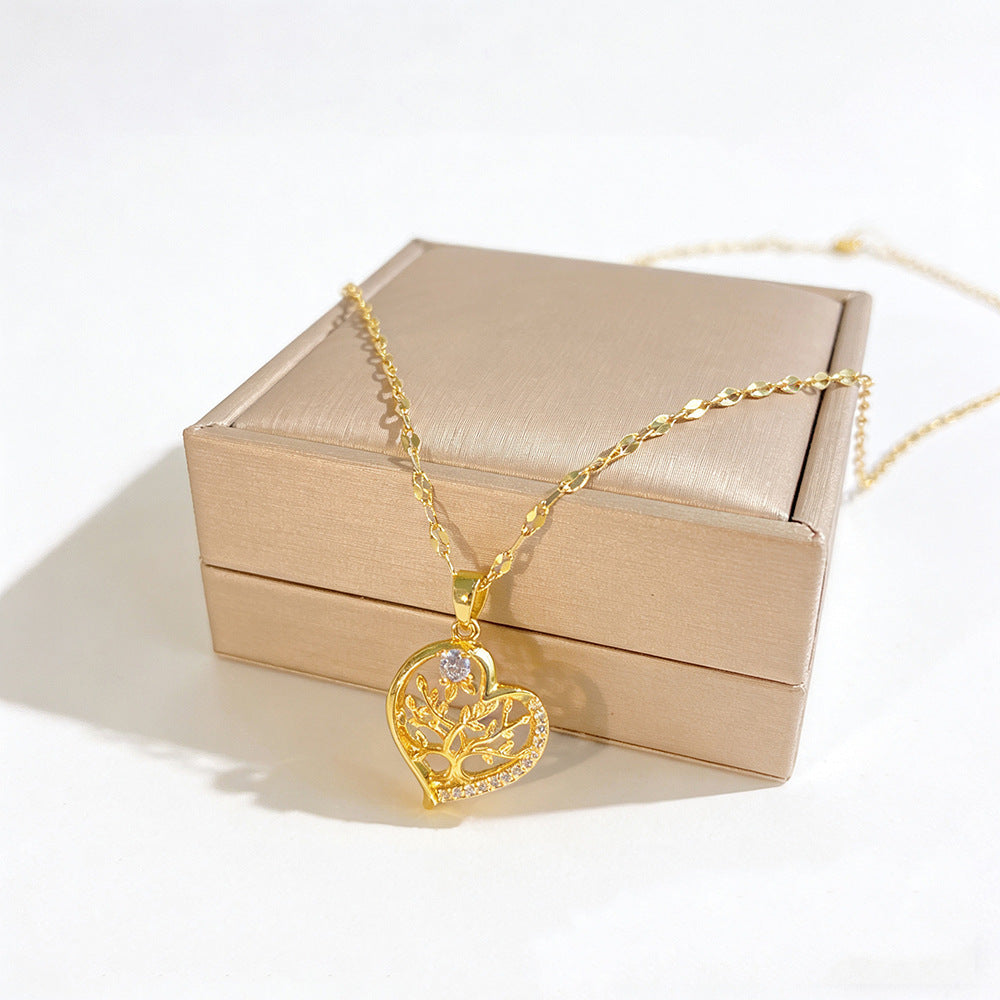 Love Heart-shaped Titanium Steel Female Inlaid Zircon Light Luxury Clavicle Necklaces