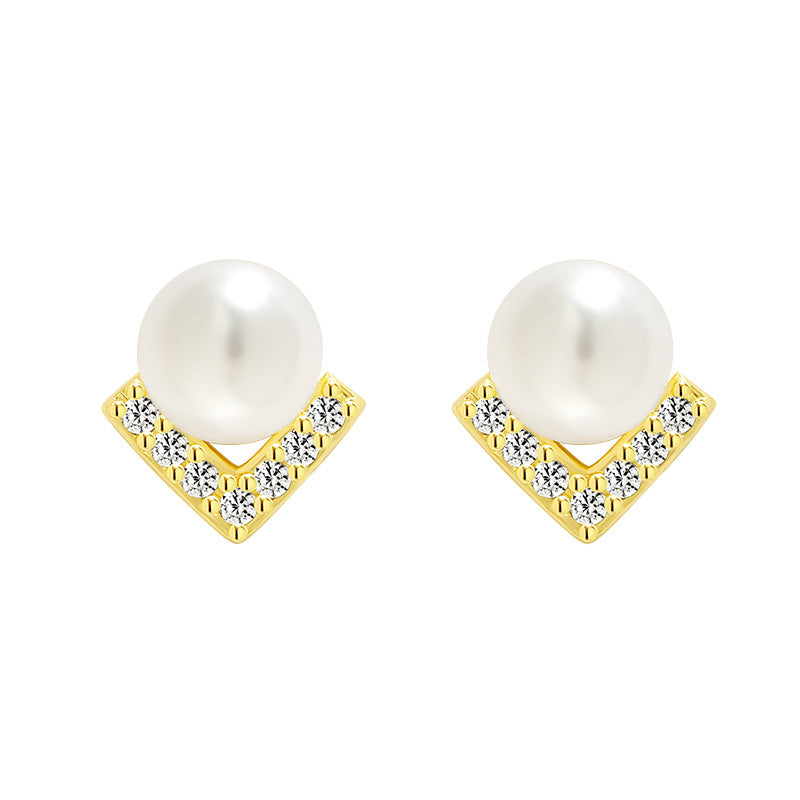 English V-shaped Pearl Simple Rhinestone Triangle Retro Debutante Style Freshwater Stud Earrings