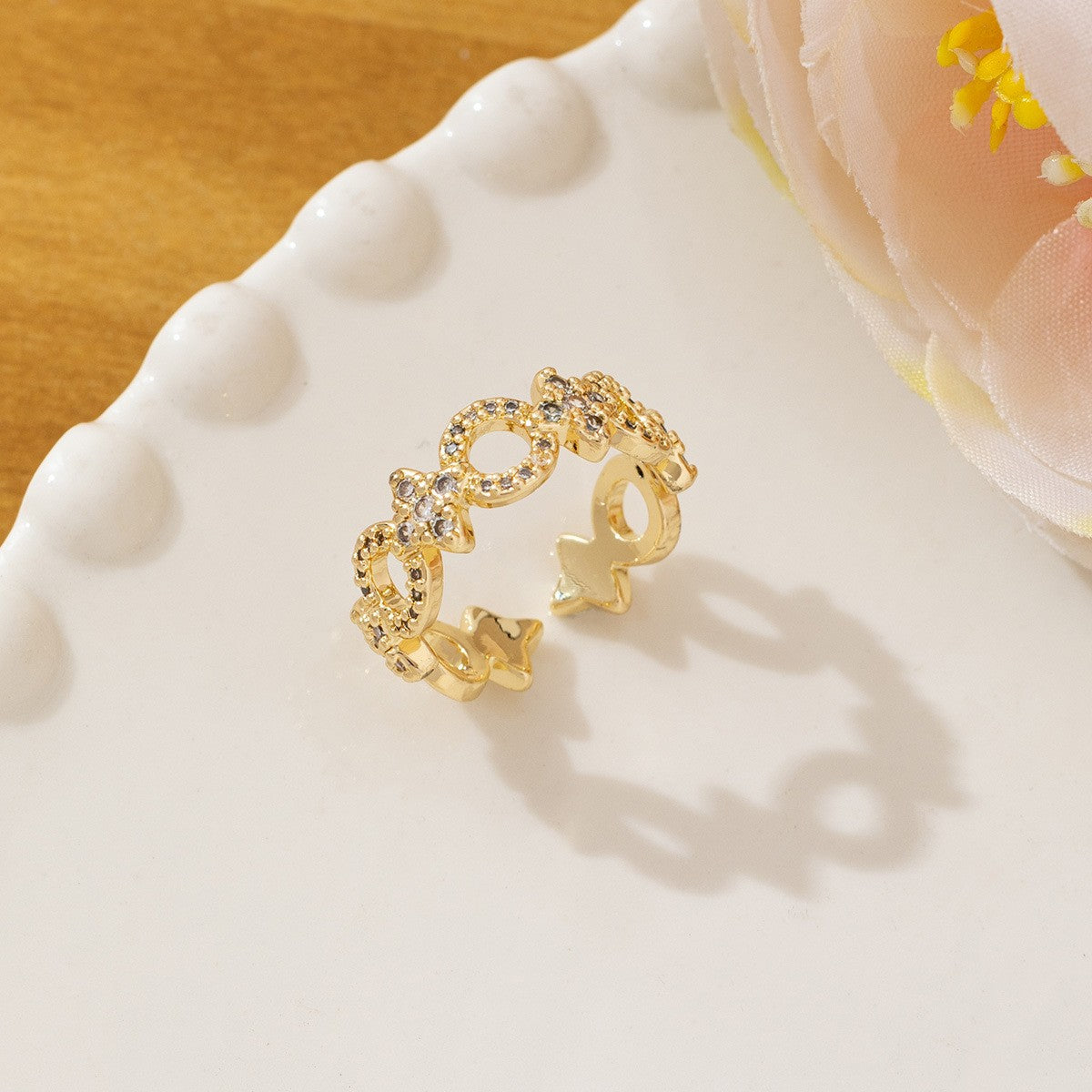Luxury Cross Design Fashion Open High Sense Index Ring