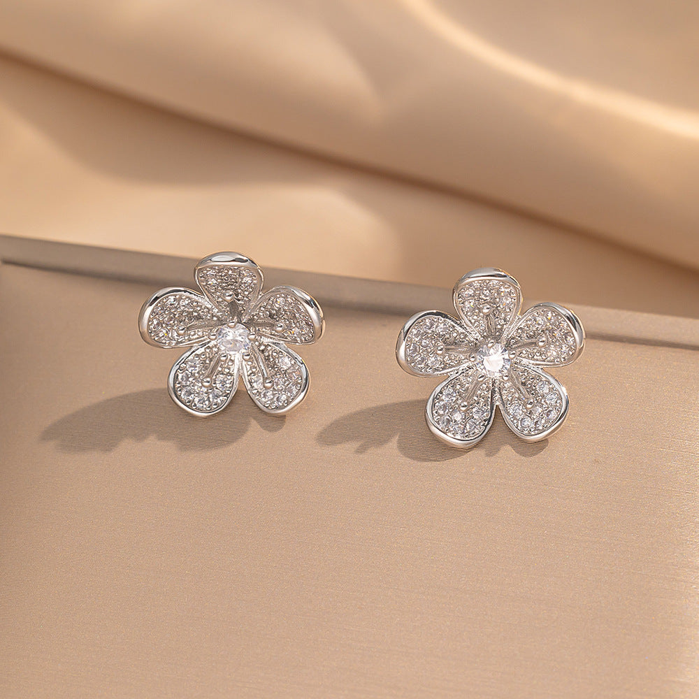 Simple Classic All Match Fashion Zircon Earrings