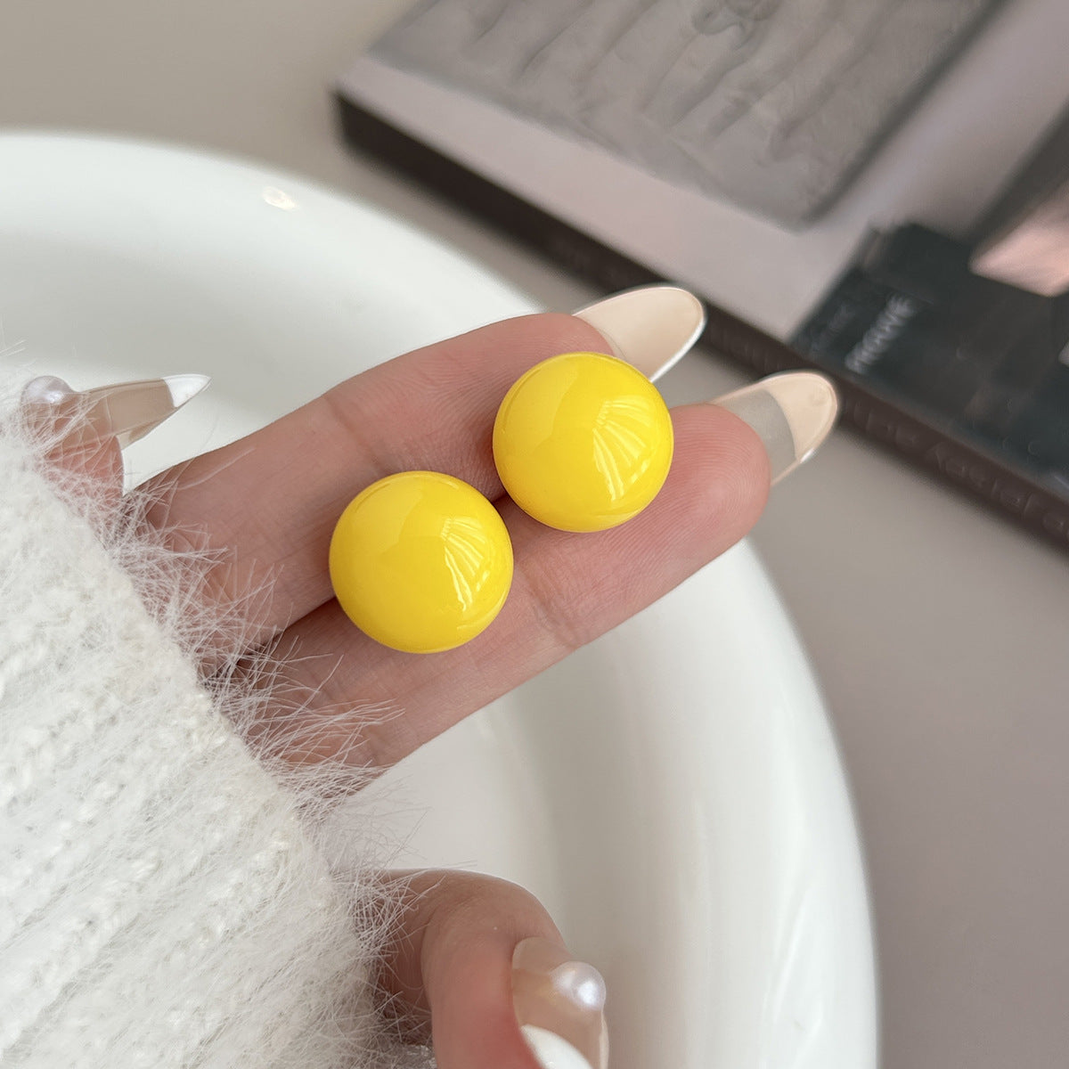 Sier Needle Dopamine Color Candy Ball Ear Female Fashionable Stud Earrings