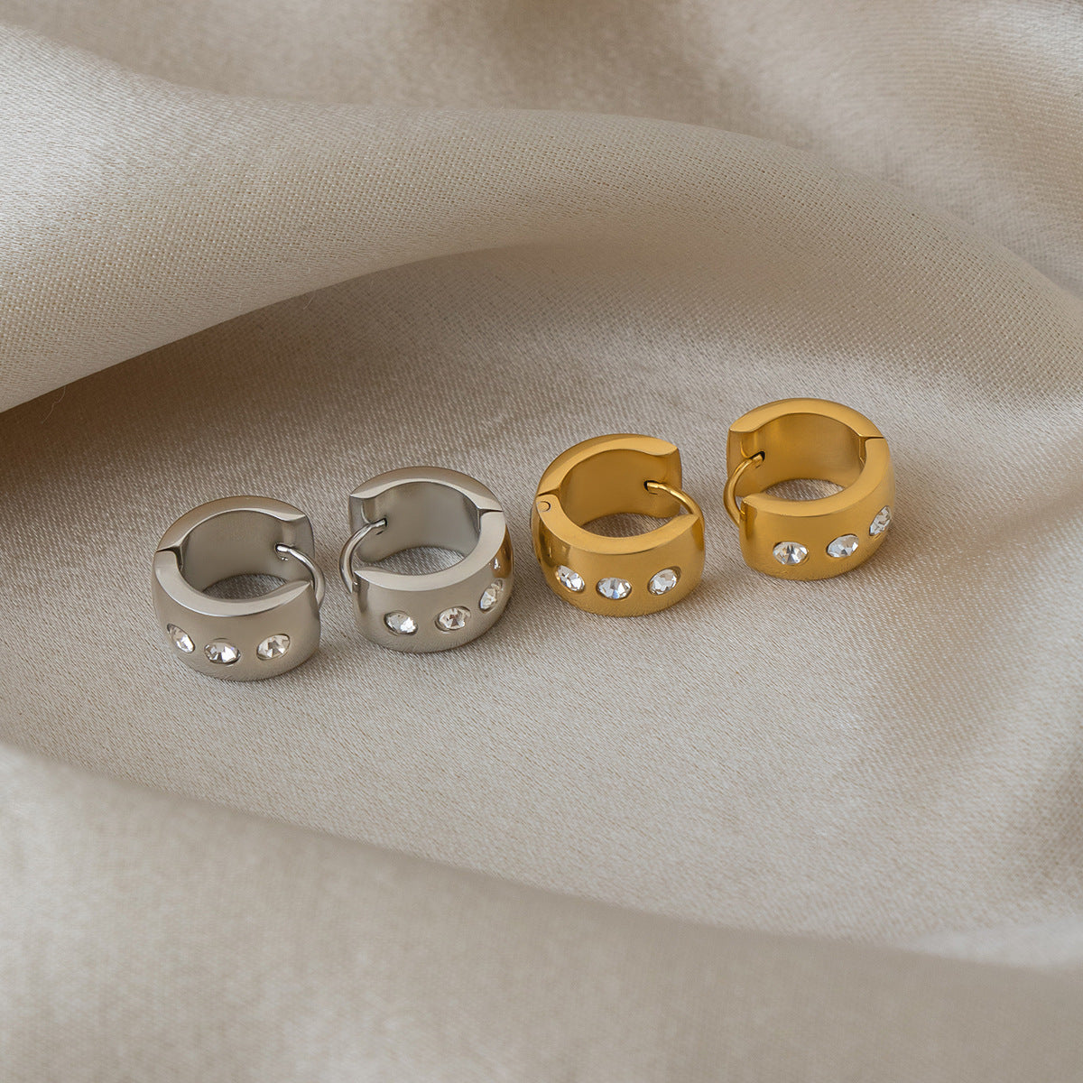 Fashion Stainless Steel Rhinestone Vacuum Gold-plated Earrings