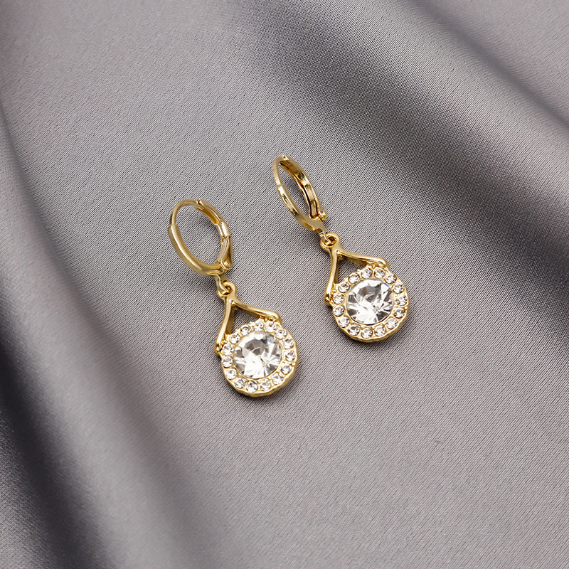 Korean Exquisite Small Diamond Super Flash Round Ear Clip Rings