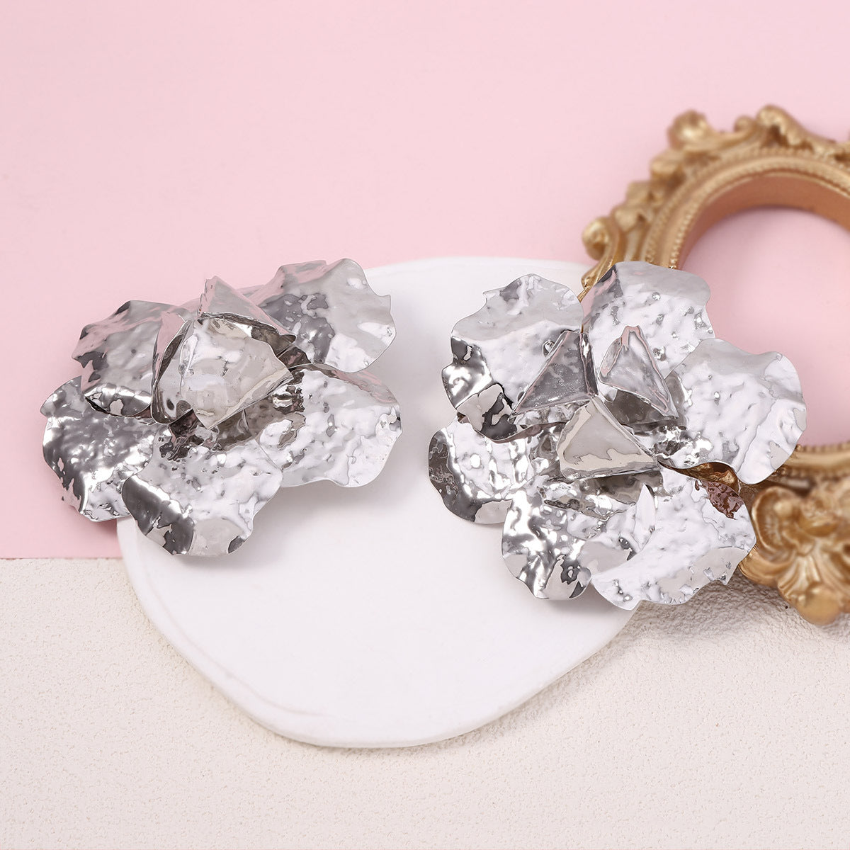 Personality Large Flower Summer Retro Minority Stud Earrings