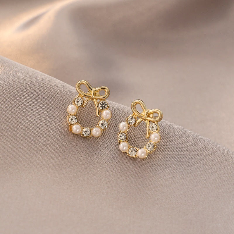 Women's Needle High-grade Super Flash Zircon Light Luxury Refined Grace Earrings