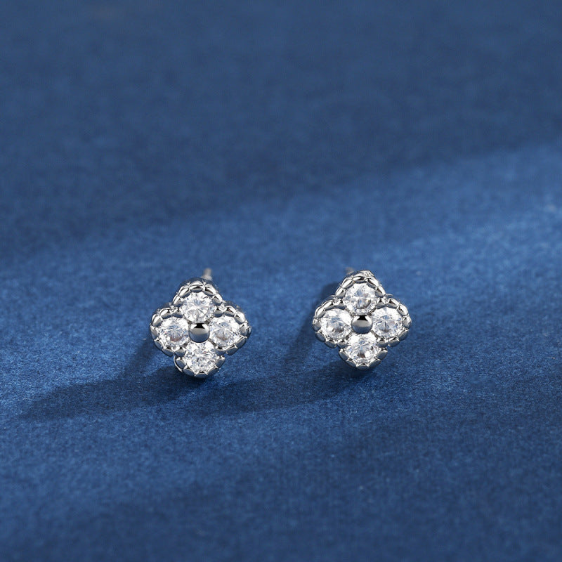 Zircon Sier Needle Love Moissanite Simulation Geometric Earrings