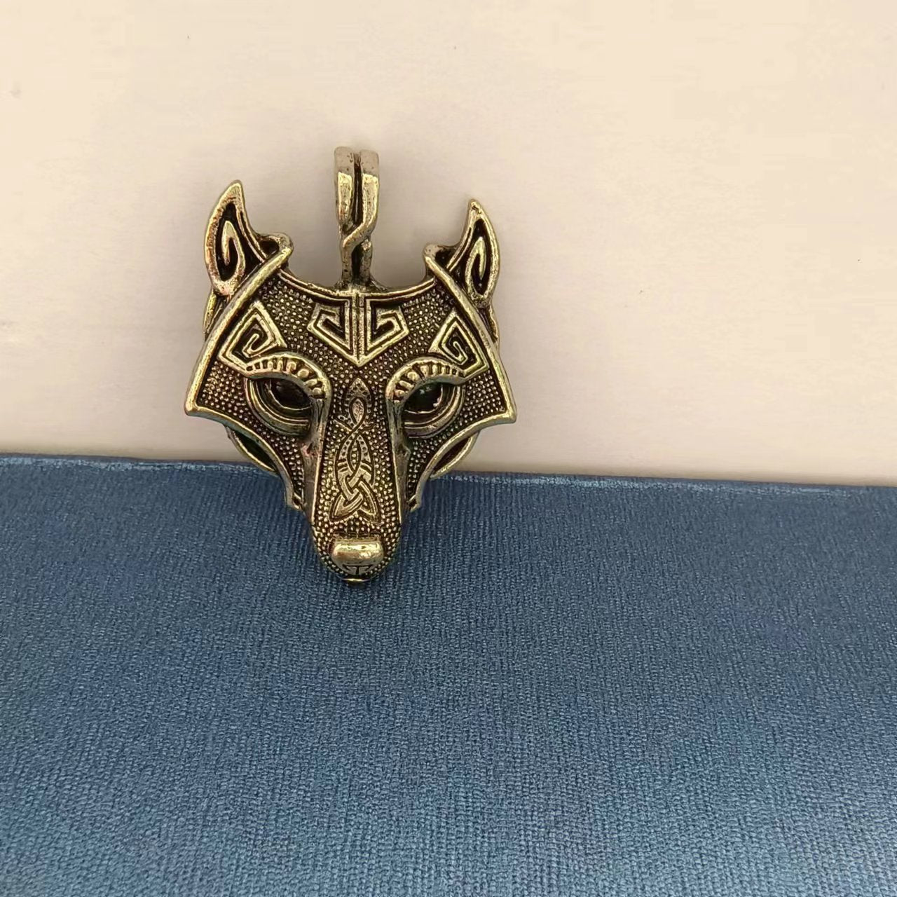 Exaggerated Personalized Viking Force Laboratories Wolf Head Charm Pendants