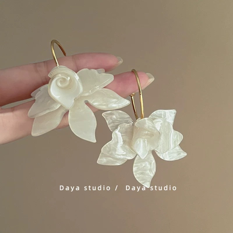 Needle Raffia Fabric White Flower Light Luxury Rings