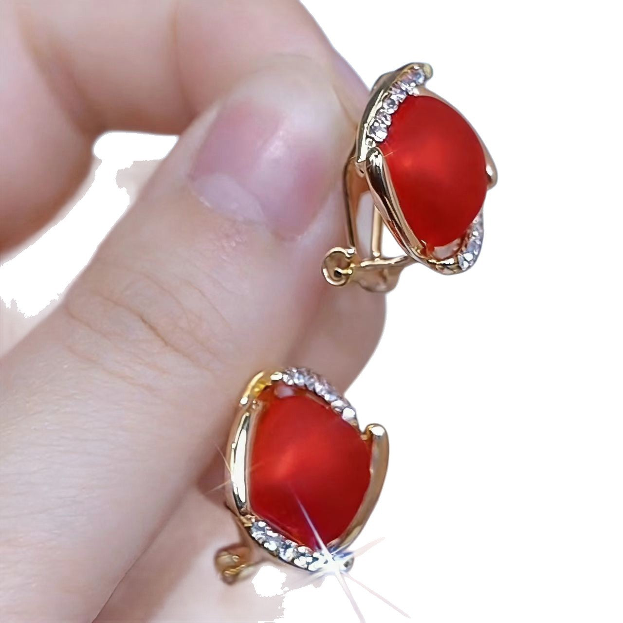 Women's Elegant Trendy Wild Vintage Light Luxury Stud Earrings