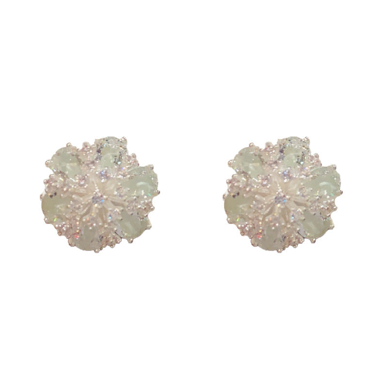 Fresh Thick Sier Zircon Petal Exquisite Fashion Small Earrings