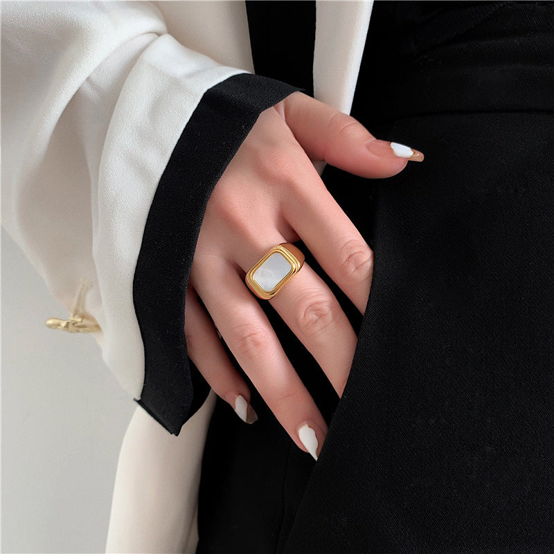 Shell Cold Style Personality Retro Temperament Rings