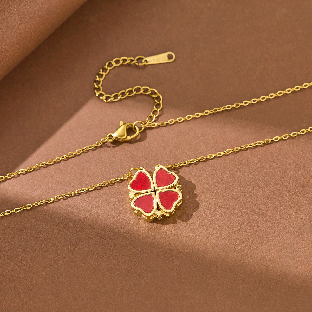Four-leaf Clover Rotatable Inlaid Zircon Design Titanium Steel Simple Personality Necklace