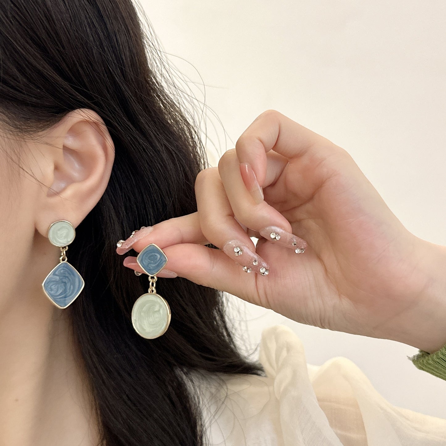 Sier Needle Personality Asymmetric Simple Geometric Ear Drop Rings