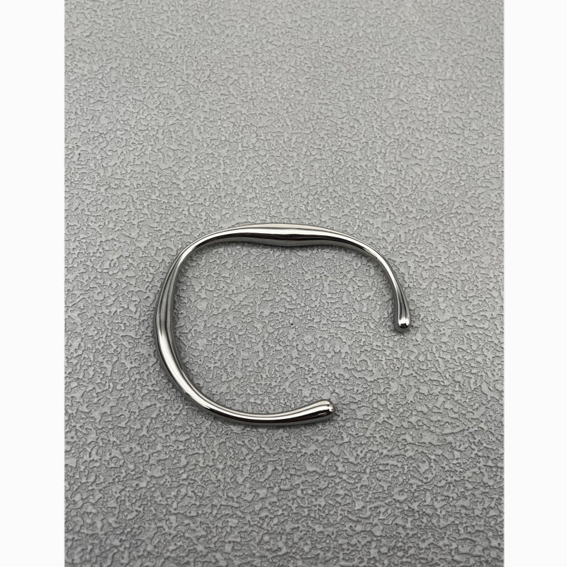 Women's Gager Titanium Steel Cold Wind Simple Stainless High Sense Commute Bracelets