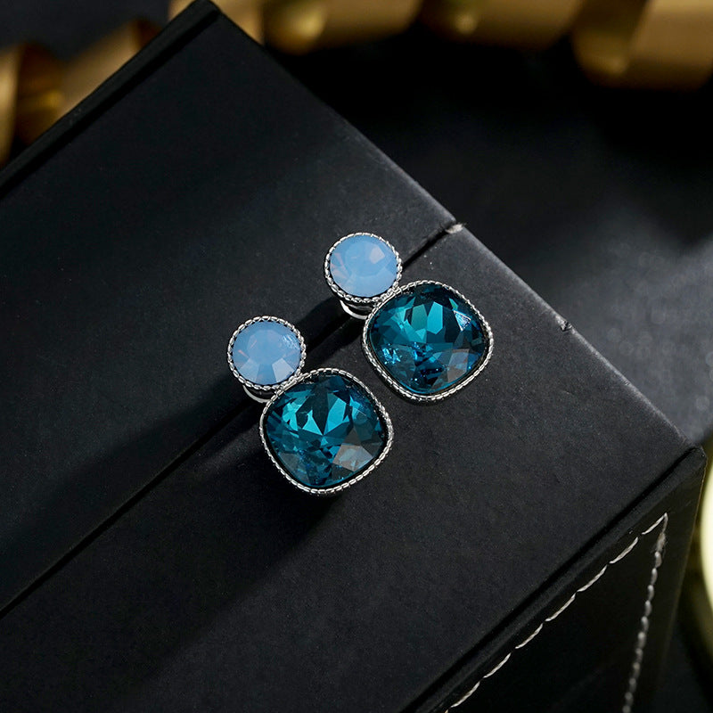 Design Exquisite Versatile Blue Small Ear Light Luxury Earrings