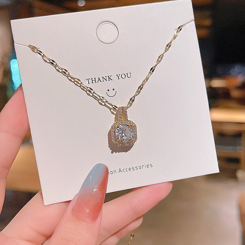 Women's Summer Fashion Heart For Design Simple Light Luxury Cold Style Necklaces
