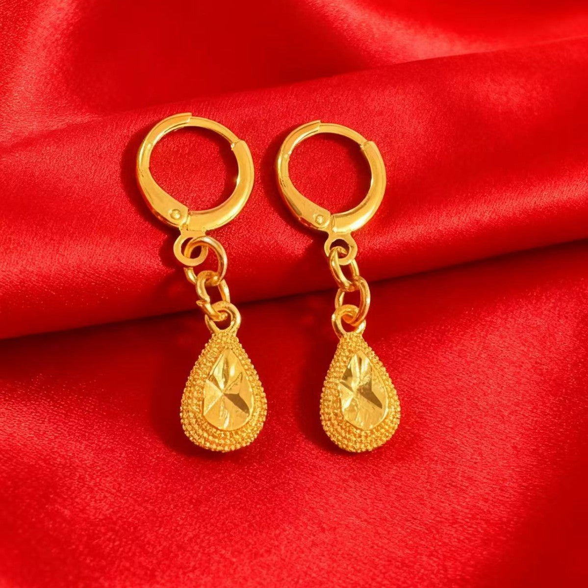 Women's Alluvial Gold Fashion Water Drop Ear Rings