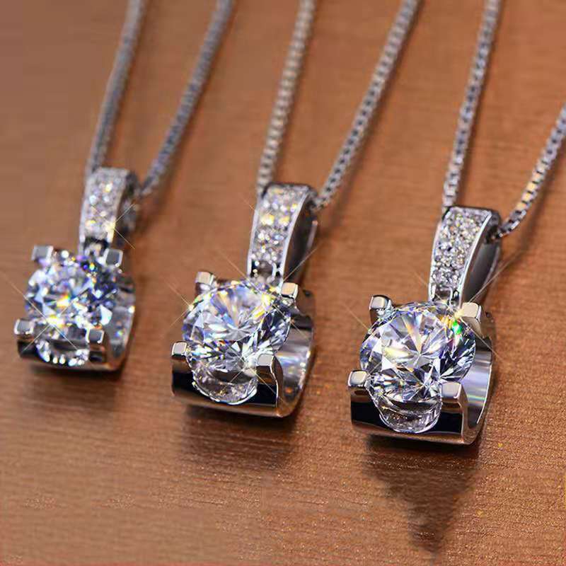 Imitation Imported Diamond Plated Eight Hearts Pendants