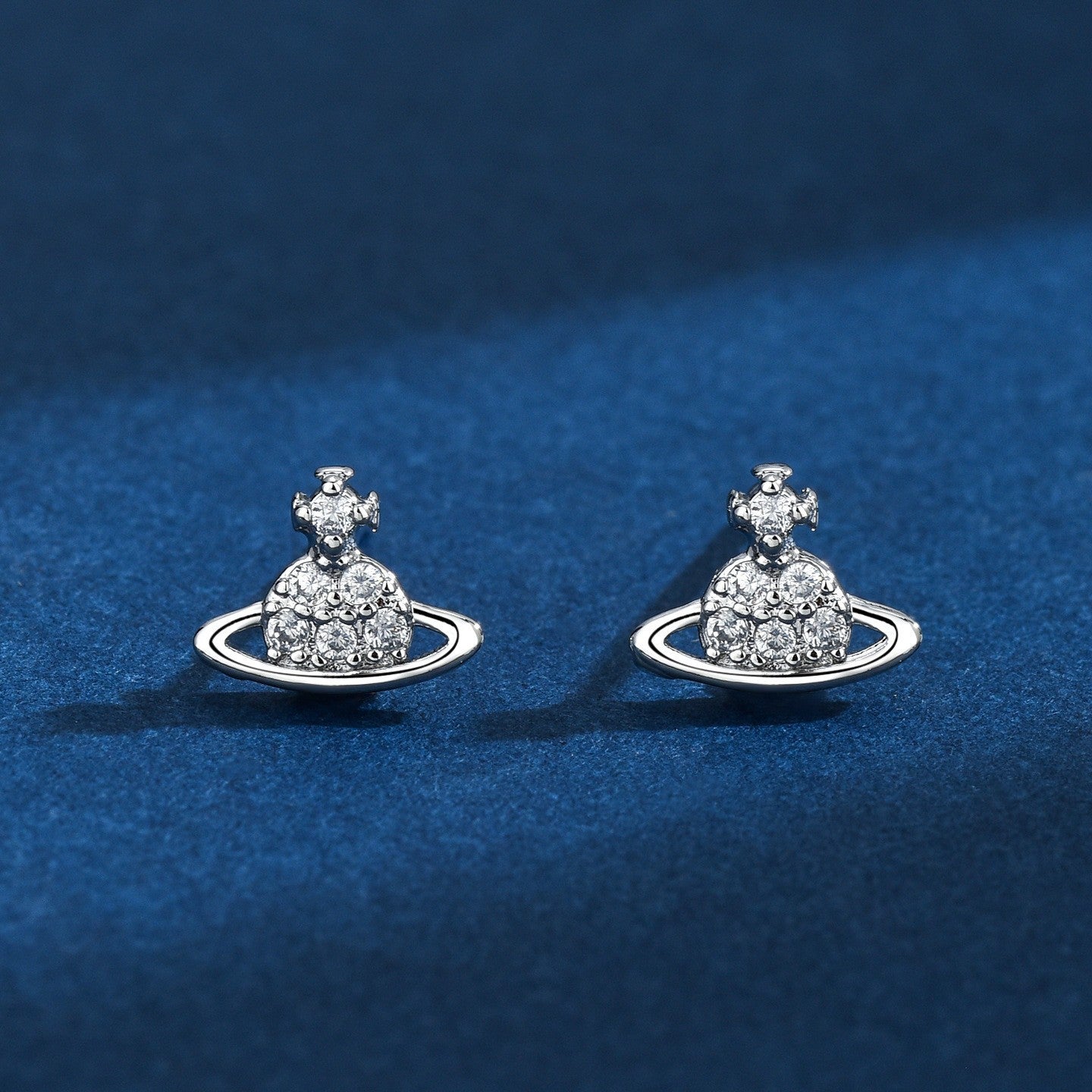 Women's Copper Plated Gold Micro Inlaid Zircon Stud Earrings