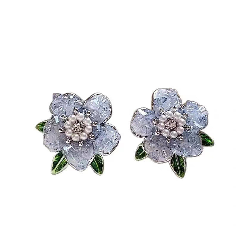 Fresh Stylish Super Shiny Crystal Gardenia Earrings