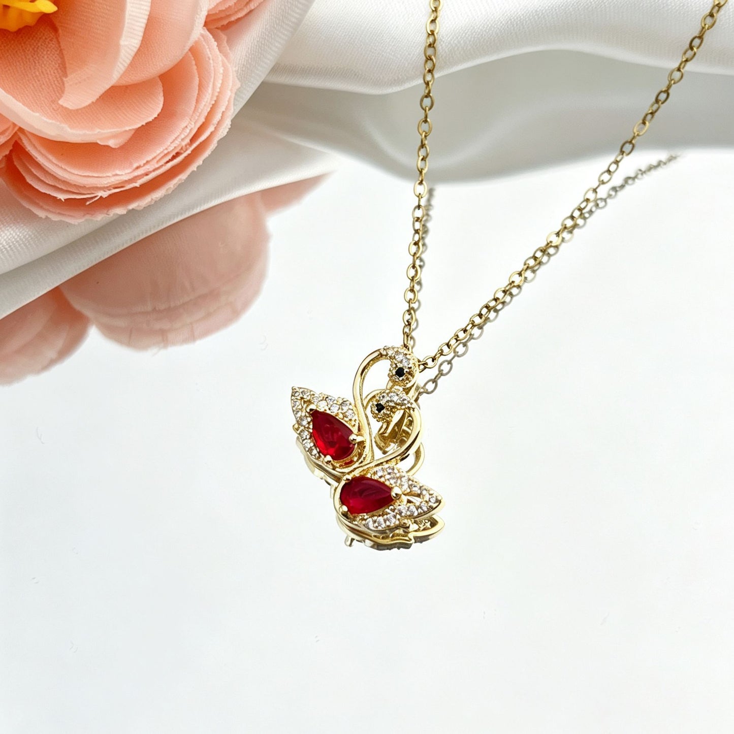 Women's Swan Light Luxury High-grade Clavicle Chain Elegant Necklace