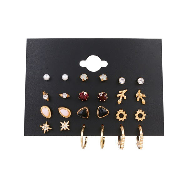 Women's Inlaid Pearl Creative French Retro Gold Ear Stud Earrings