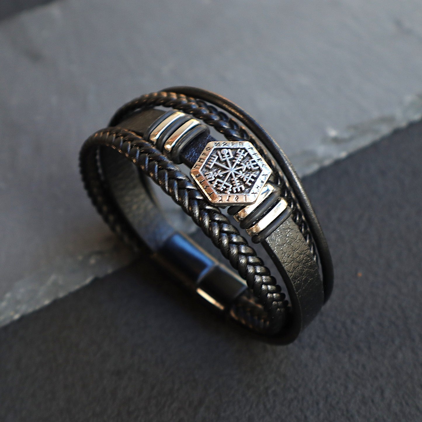 Men's Magnetic Buckle Leather Lucky Tree Hand-woven Bracelet