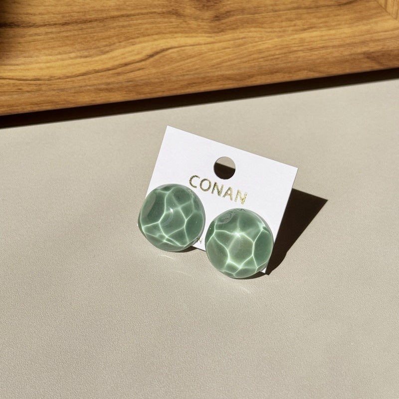 Women's Retro Blooming Acrylic Curved For Simple Stud Earrings