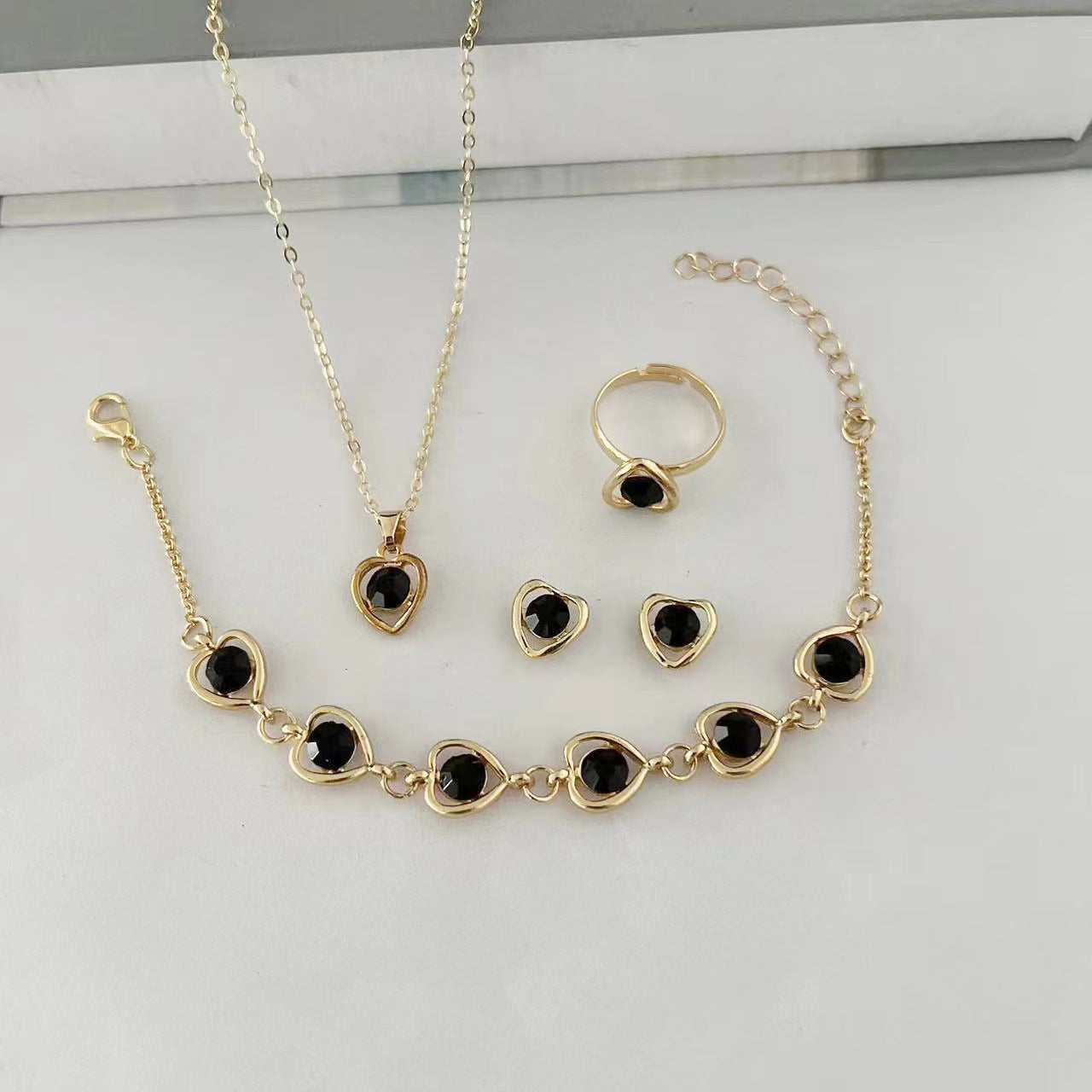 Crystal Love Female Graceful Personality Heart Earrings