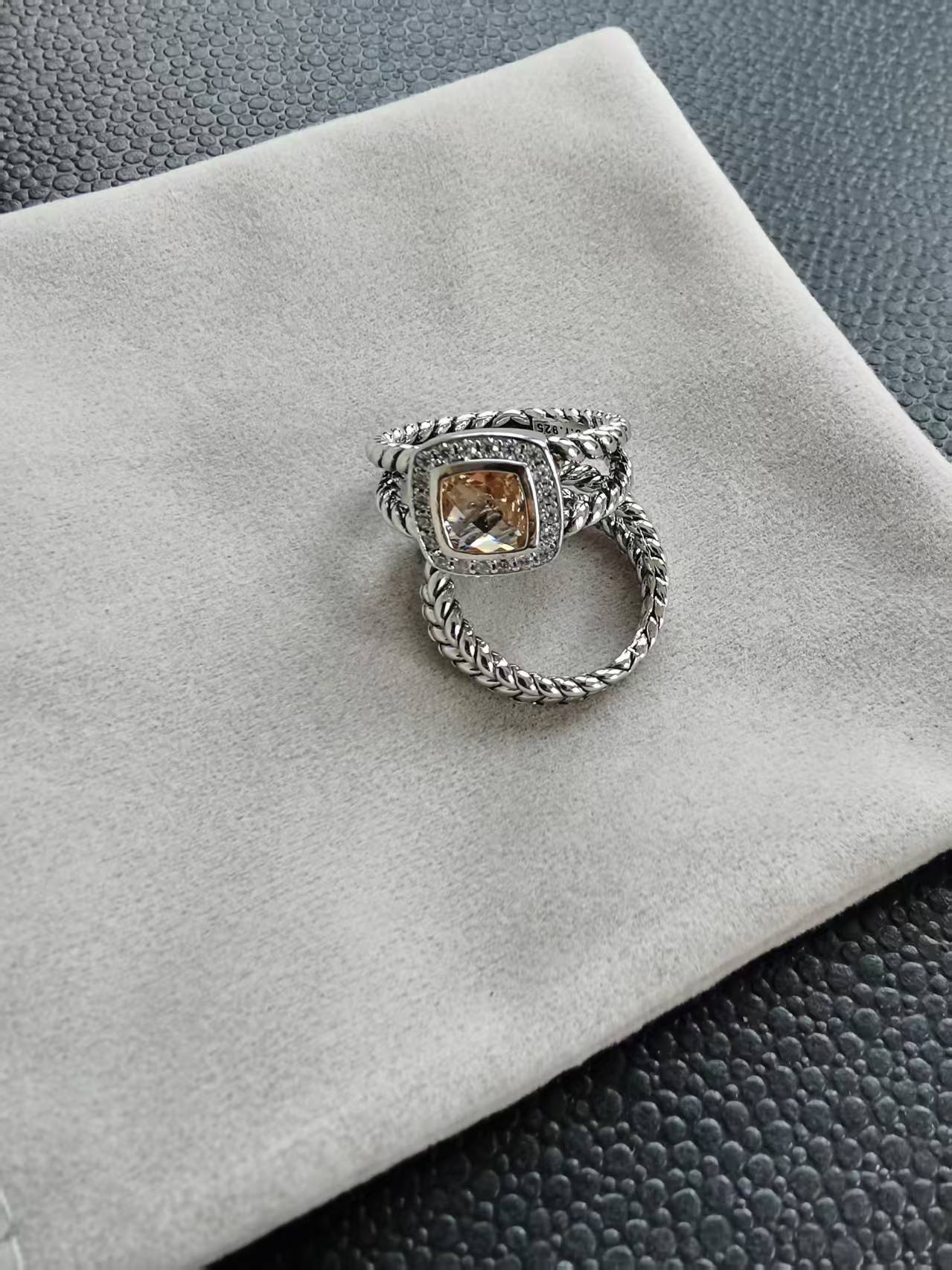 Cool Comfortable Simple Zircon Popular Button Rings