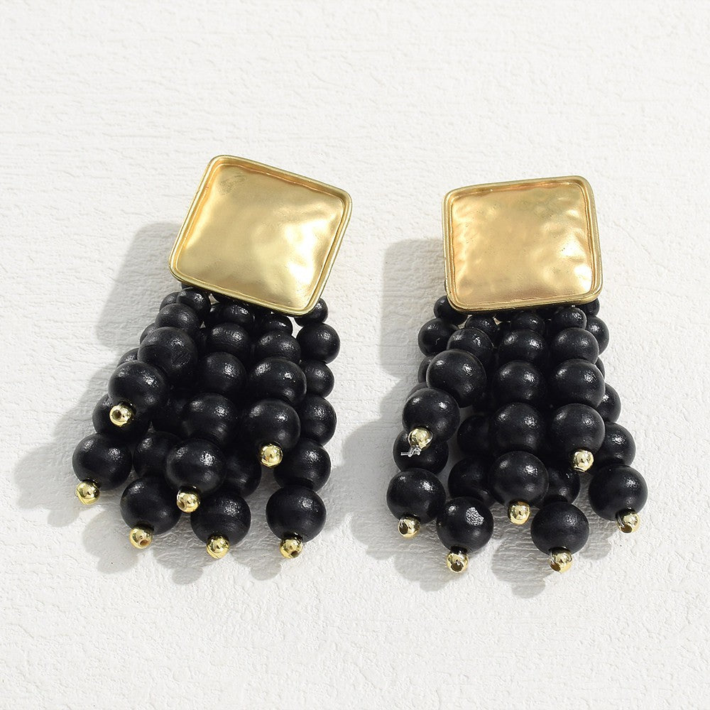 Women's Retro Red Wooden Bead High-grade Light Luxury Holiday Atmosphere Earrings