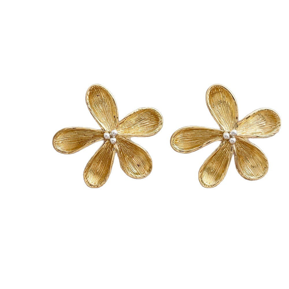 Women's Gold Flower Unique Design Fashion Simple Niche Daily Earrings