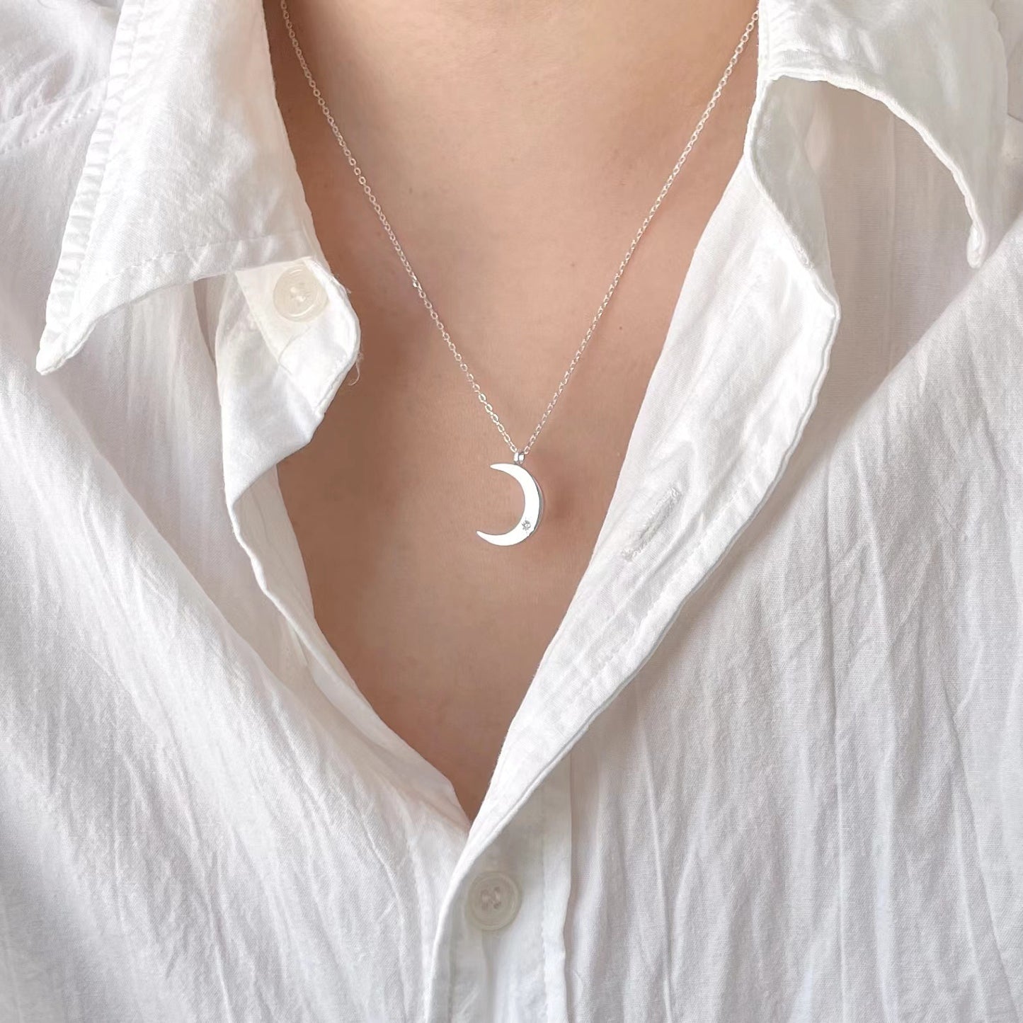 Sier Single Diamond Moon Cold Simple Necklaces