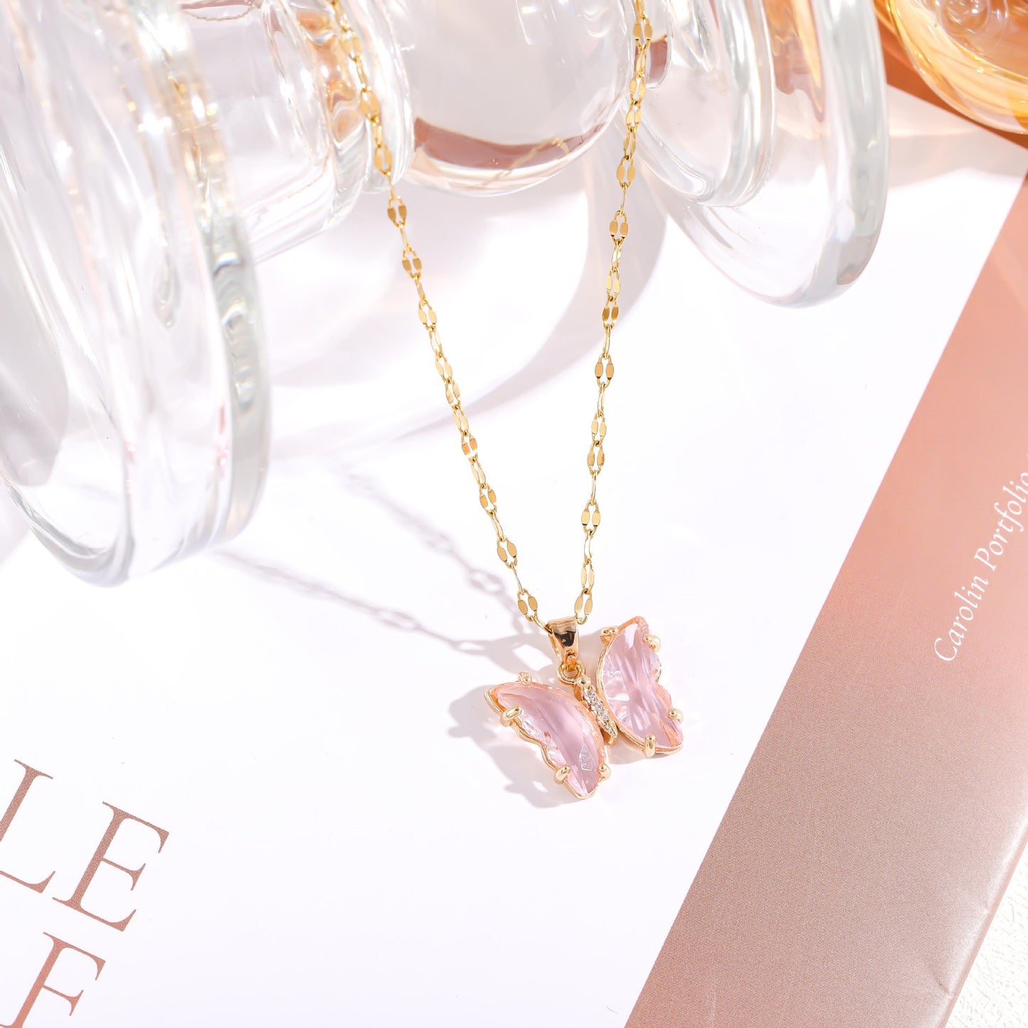 Women's Rhinestone Butterfly Short Light Luxury Crystal Necklace