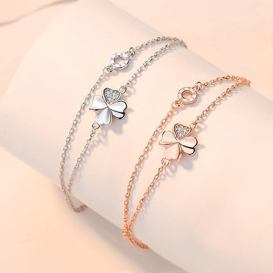 Clover Female Niche Design Affordable Luxury Bracelet