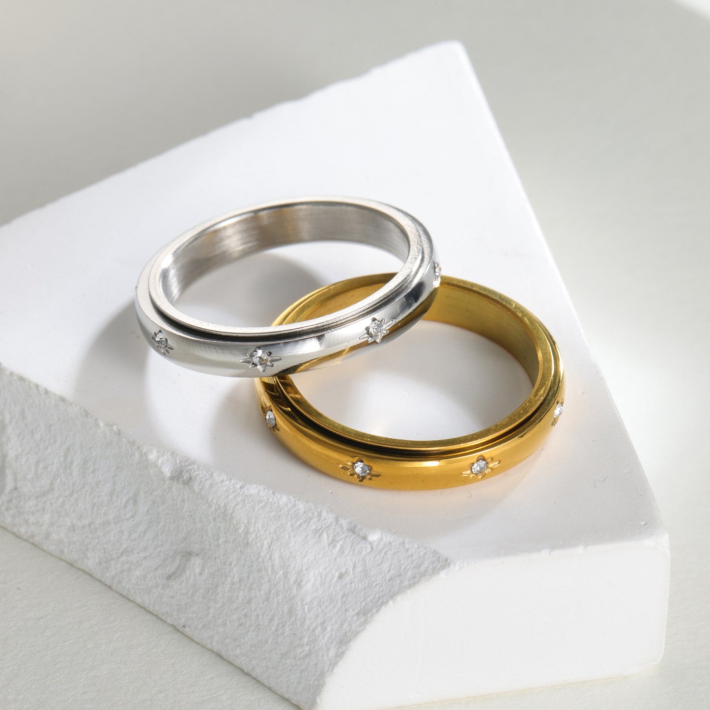 Women's Titanium Steel Simple Niche With Diamond Ring