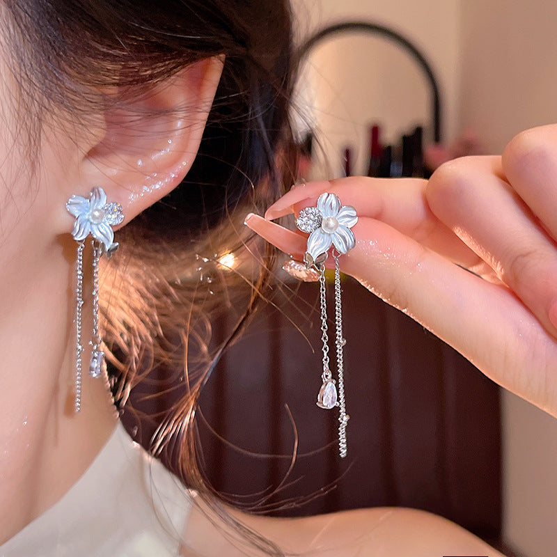 Women's Korean Long Tassel Flowers Zircon Light Luxury Minority High-grade Sweet Earrings