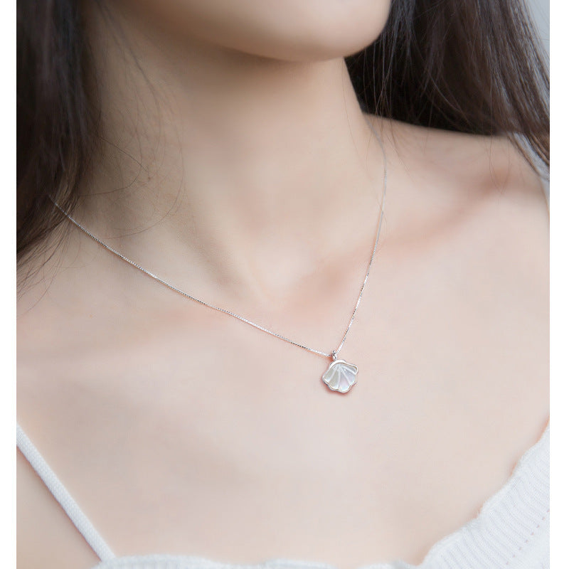 Design One Quilt Imitation Sier Clavicle Chain White Shell Valentine's Necklace