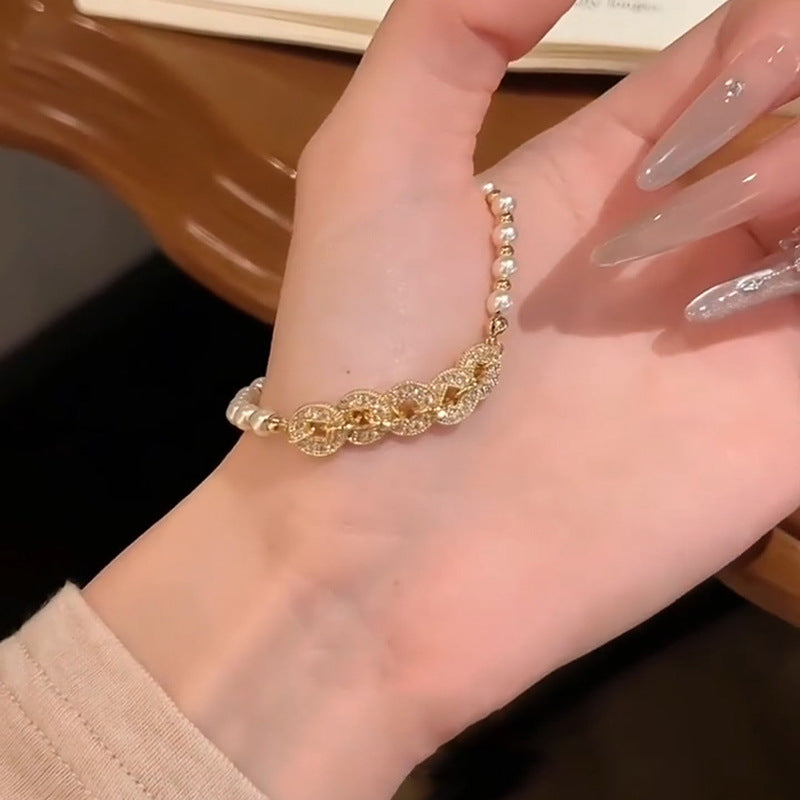 Elegant Retro Niche Temperament Light Luxury Bracelet