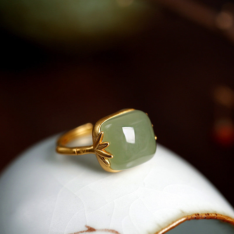 Jade Female Simple Graceful Chalcedony Emerald Rings