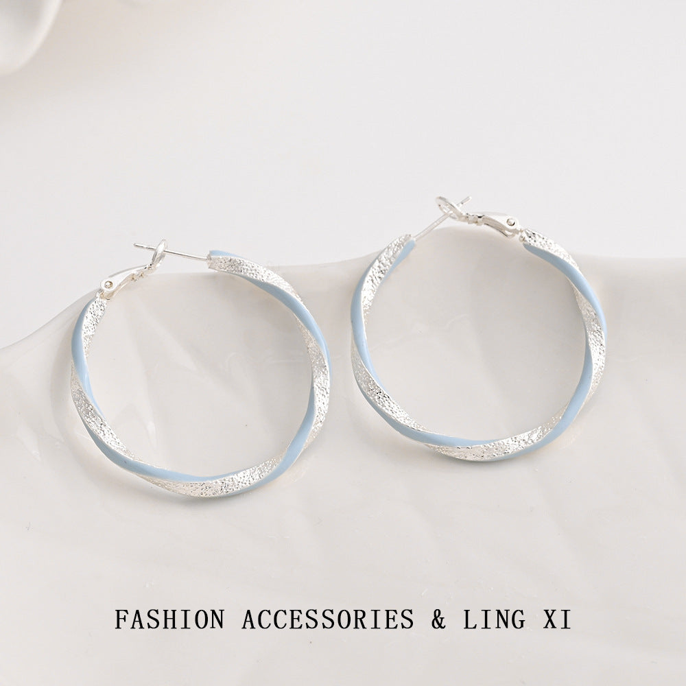Geometric Circle Winding Personalized Golden Minority Fashion Ear Affordable Luxury Earrings