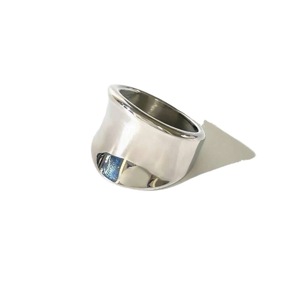 Women's Titanium Steel Wide Surface Real Gold Electroplated Glossy Simple Rings