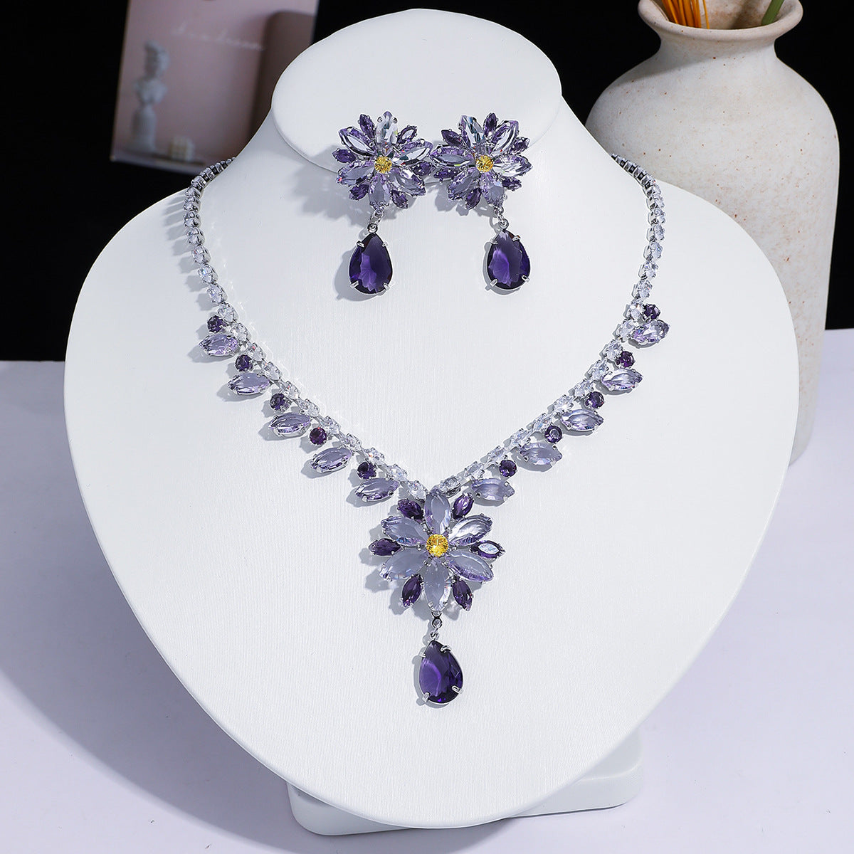 Fashion Trend Zircon Green Butterfly Tassel Necklace